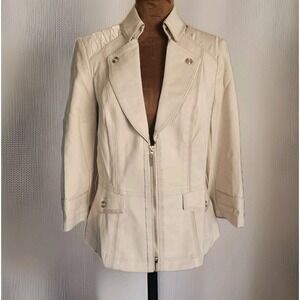NWT White House Black Market Short Flirty Trench Zip Jacket Neutral Beige Size 4